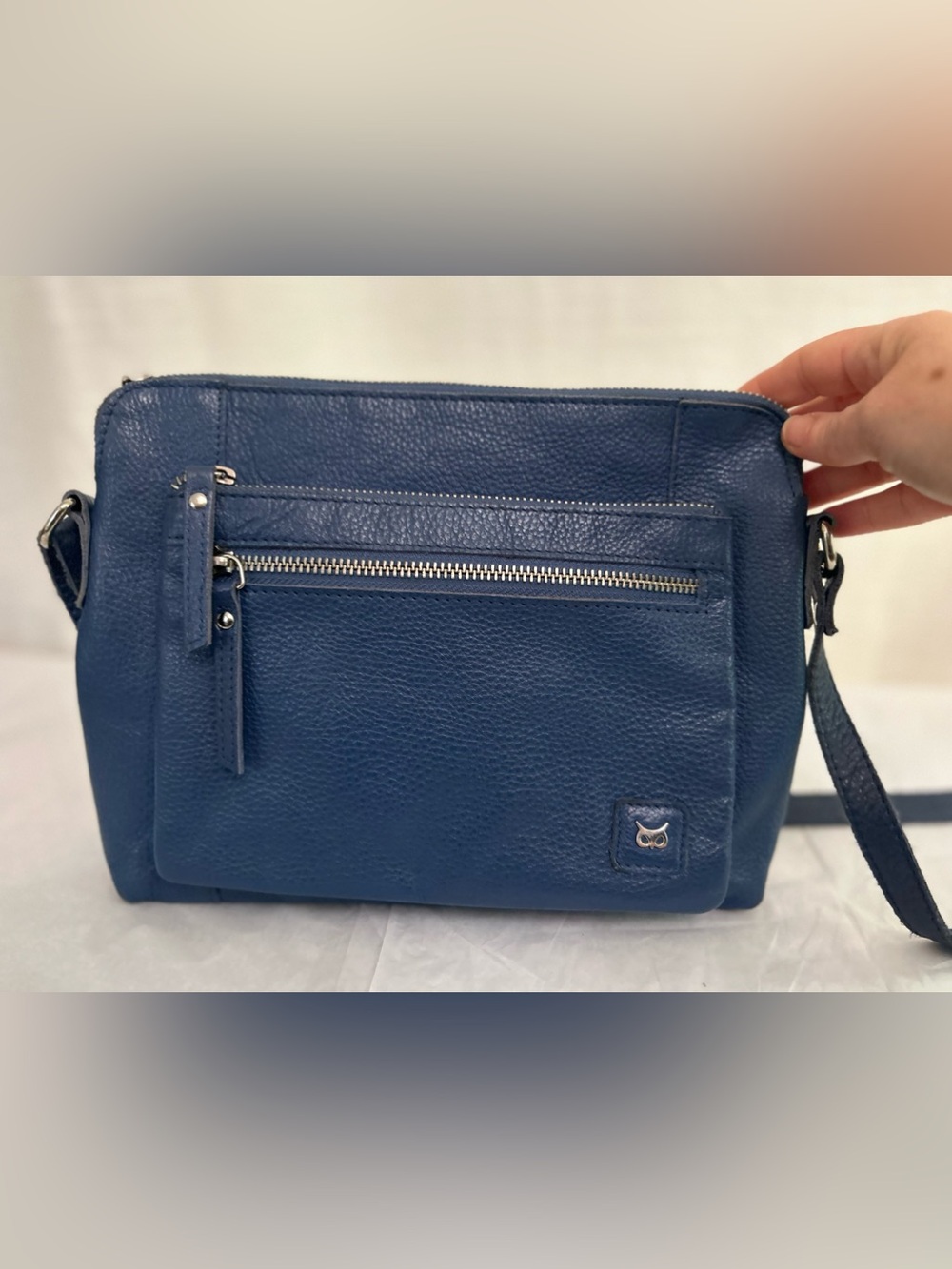 Wise Owl Navy Leather‎ Crossbody Bag with Front Zip Pocket